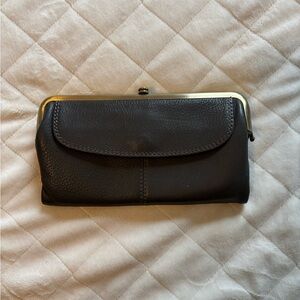 Hobo Lauren velvet hide clutch (Color is Slate)